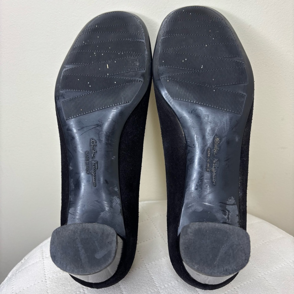 Salvatore Ferragamo Black Suede Calf Heels Size 8.5 - Picture 10 of 10